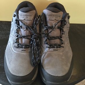 New balance 10.5 -4E